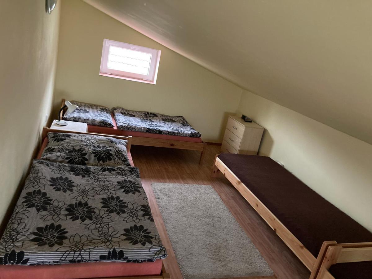 U Klarinky Pension Postorna Buitenkant foto